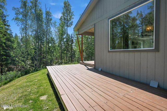 6655 S Settlers Bay Drive, Wasilla, AK 99623
