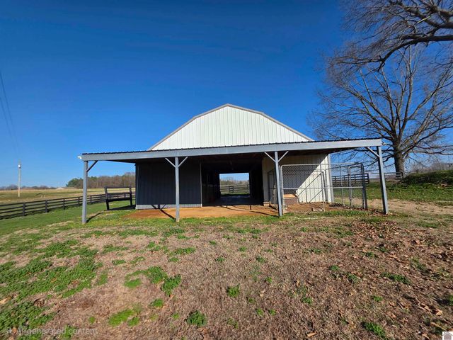 1498 Coopertown Rd, Murray, KY 42071