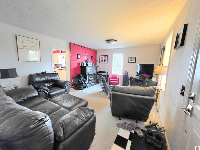 1498 Coopertown Rd, Murray, KY 42071