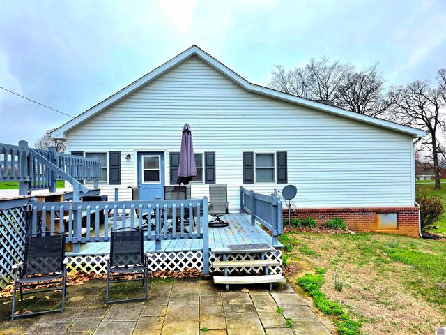 1498 Coopertown Rd, Murray, KY 42071