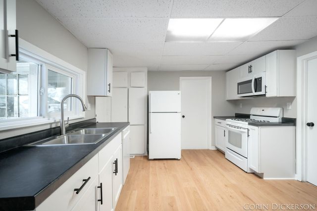 1080 Kenneth Street, Muskegon, MI 49442