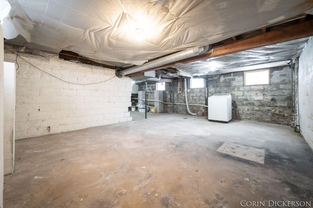 1080 Kenneth Street, Muskegon, MI 49442