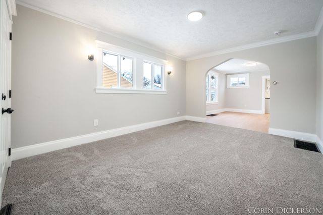 1080 Kenneth Street, Muskegon, MI 49442