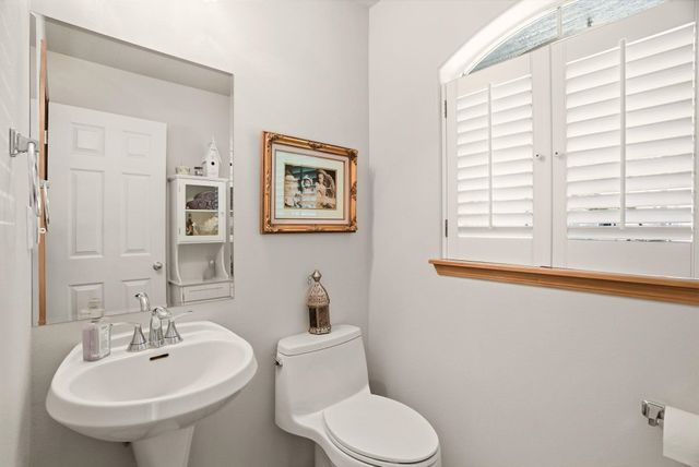 11607 N Ashley Ln, Spokane, WA 99218