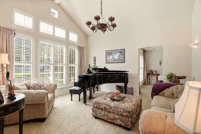 11607 N Ashley Ln, Spokane, WA 99218