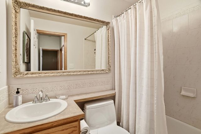 11607 N Ashley Ln, Spokane, WA 99218