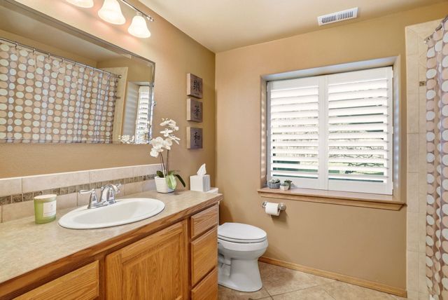 11607 N Ashley Ln, Spokane, WA 99218