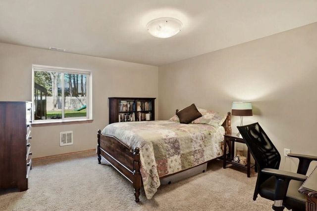 11607 N Ashley Ln, Spokane, WA 99218