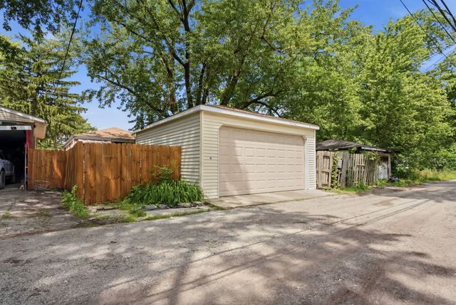 14533 Center Avenue, Harvey, IL 60426