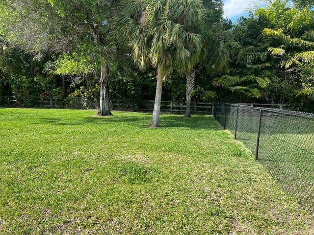 103 Squire Drive, Wellington, FL 33414