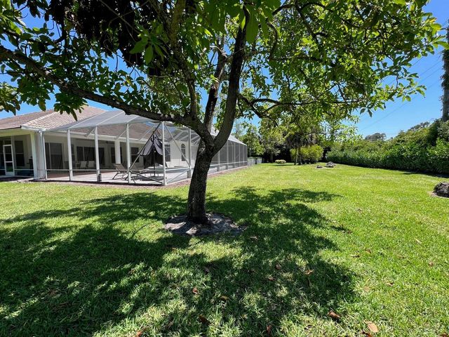 103 Squire Drive, Wellington, FL 33414