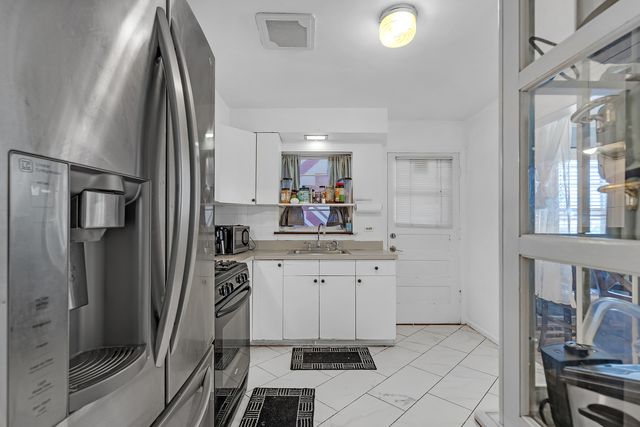 5032 Crain Street, Skokie, IL 60077