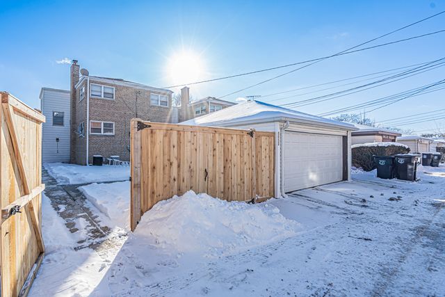 5032 Crain Street, Skokie, IL 60077