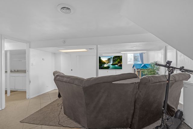 5032 Crain Street, Skokie, IL 60077