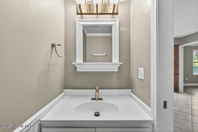 912 Bexley Drive, Perrysburg, OH 43551