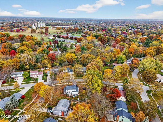 912 Bexley Drive, Perrysburg, OH 43551