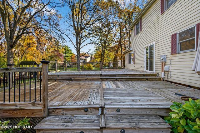 912 Bexley Drive, Perrysburg, OH 43551