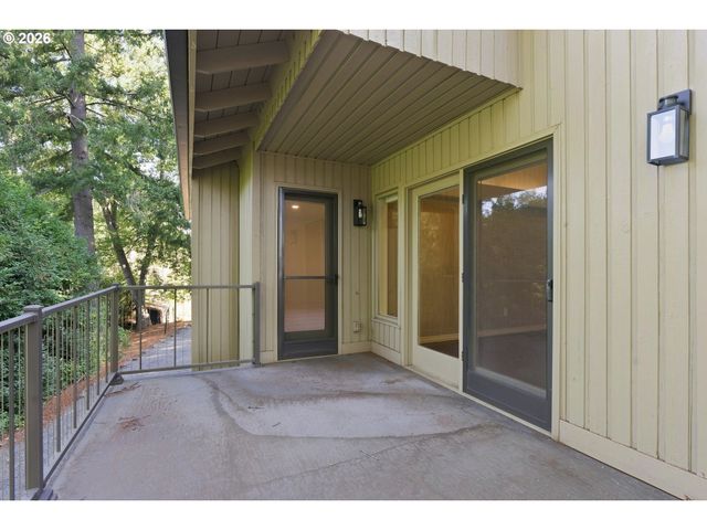 10225 Nw LEE St, Portland, OR 97229
