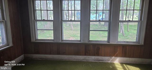 512 W FRANKLIN RD, Glassboro, NJ 08028