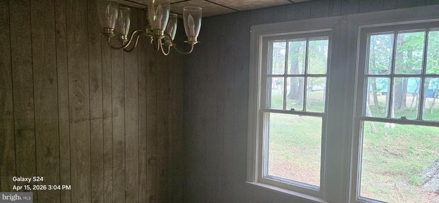 512 W FRANKLIN RD, Glassboro, NJ 08028