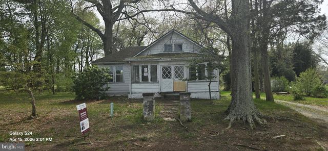 512 W FRANKLIN RD, Glassboro, NJ 08028