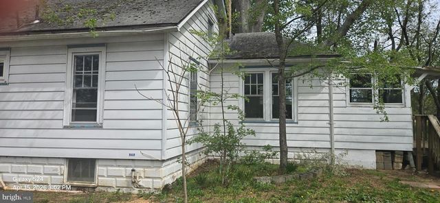 512 W FRANKLIN RD, Glassboro, NJ 08028