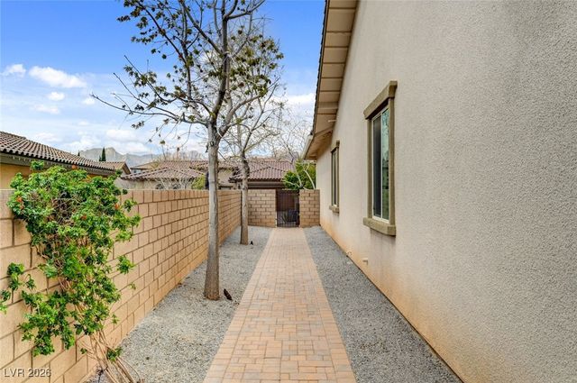 730 Puerto Real Court, Las Vegas, NV 89138