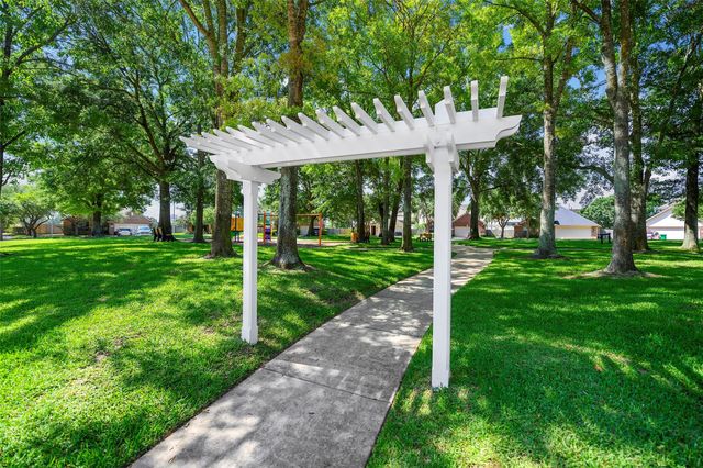 21922 Field Green Drive, Cypress, TX 77433