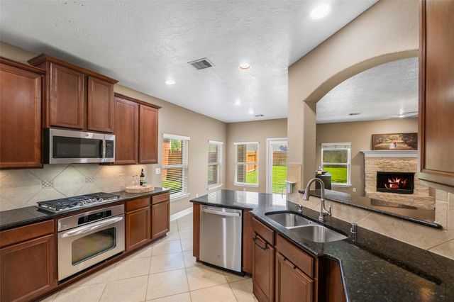21922 Field Green Drive, Cypress, TX 77433
