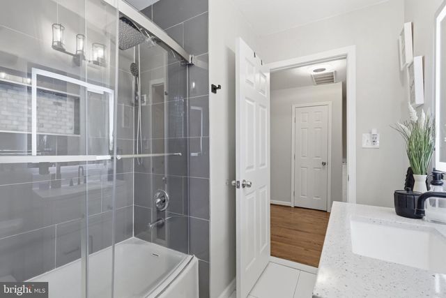 1821 CAMPBELL DR, Suitland, MD 20746