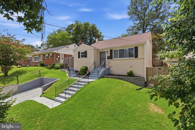 1821 CAMPBELL DR, Suitland, MD 20746