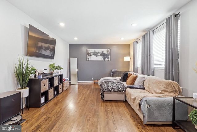 1821 CAMPBELL DR, Suitland, MD 20746