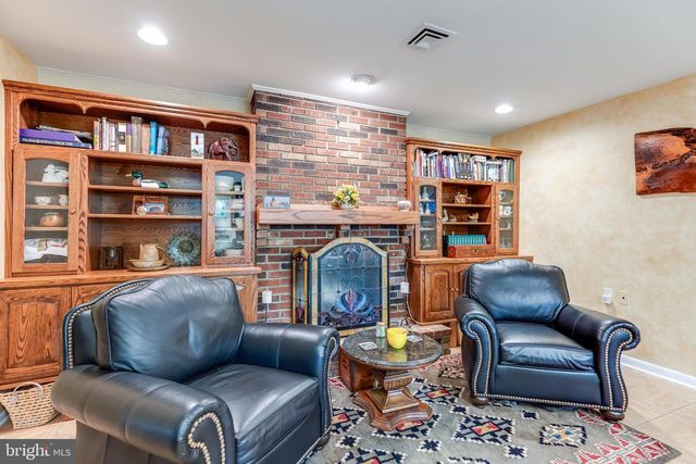 162 HUNTINGTON DR, Southampton Twp, NJ 08088