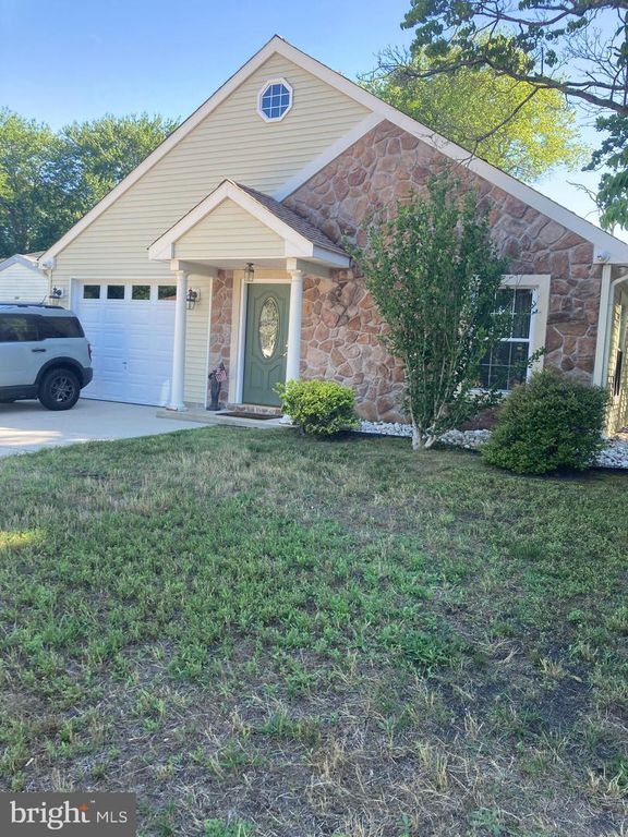 162 HUNTINGTON DR, Southampton Twp, NJ 08088