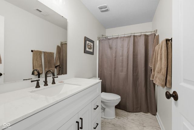19338 Links Lane, Noblesville, IN 46062