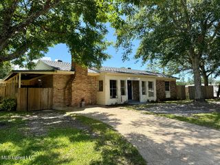 7000 Melrose Drive, Biloxi, MS 39532