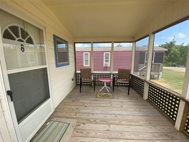 450 Matagorda Street, Matagorda, TX 77457