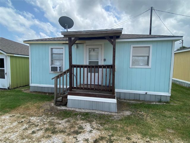450 Matagorda Street, Matagorda, TX 77457