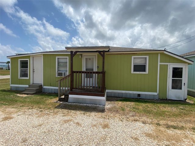 450 Matagorda Street, Matagorda, TX 77457