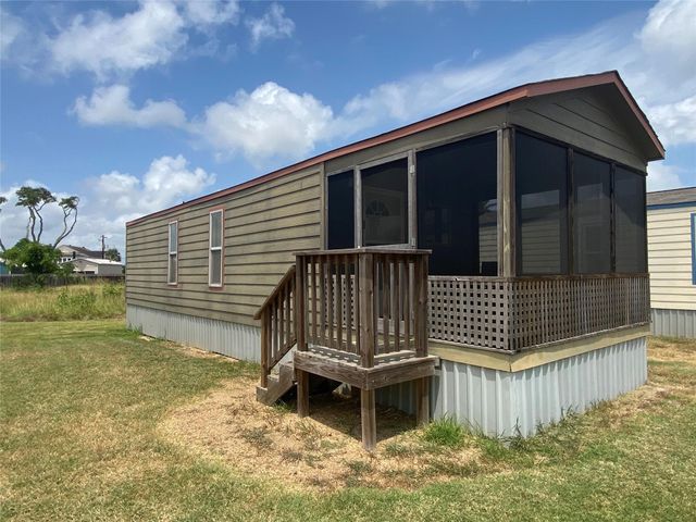 450 Matagorda Street, Matagorda, TX 77457