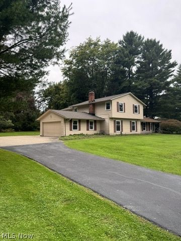1186 Sheerbrook Drive, Chagrin Falls, OH 44022