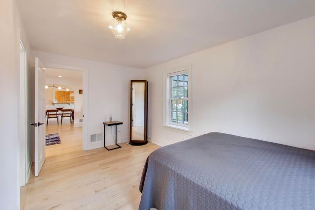 407 La Fox River Drive, Algonquin, IL 60102