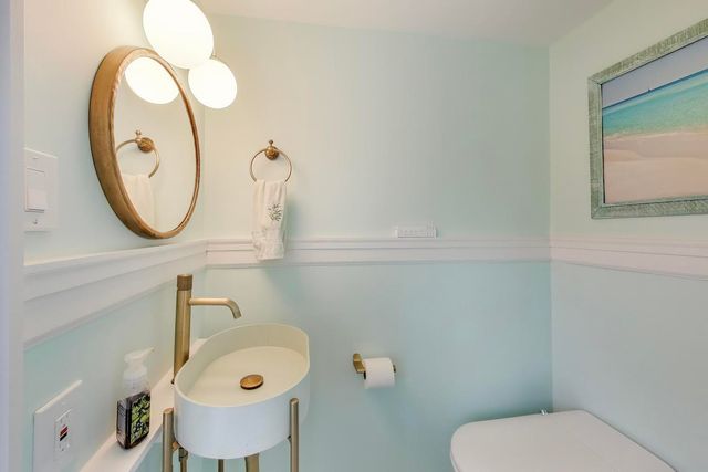 407 La Fox River Drive, Algonquin, IL 60102