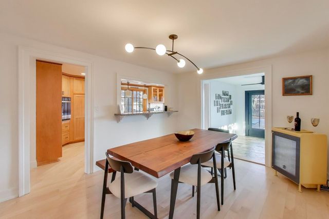 407 La Fox River Drive, Algonquin, IL 60102