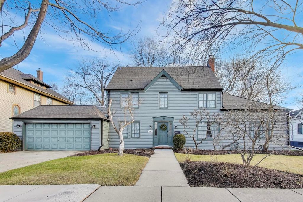 407 La Fox River Drive, Algonquin, IL 60102