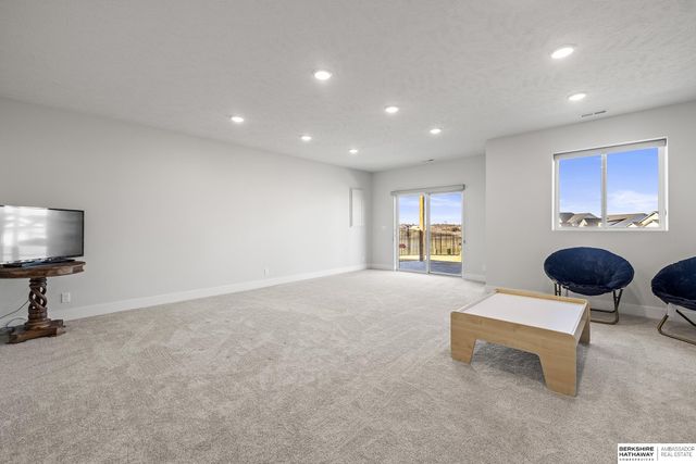 11702 S 189th Street, Gretna, NE 68022