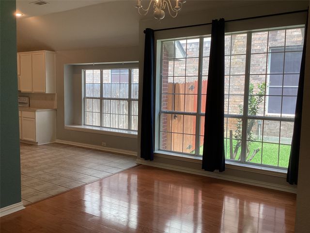 9121 Rose Court, Fort Worth, TX 76244