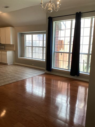 9121 Rose Court, Fort Worth, TX 76244