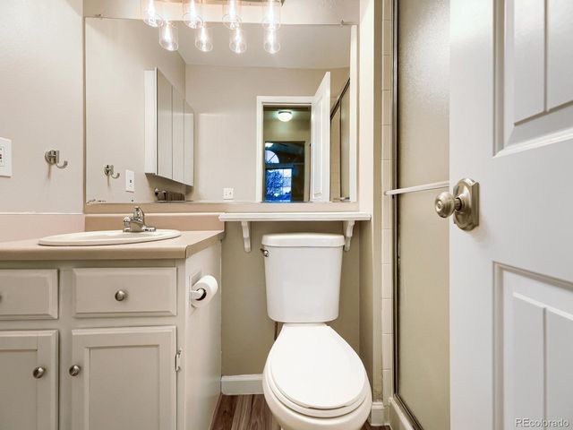 556 Longfellow Ln, Highlands Ranch, CO 80126