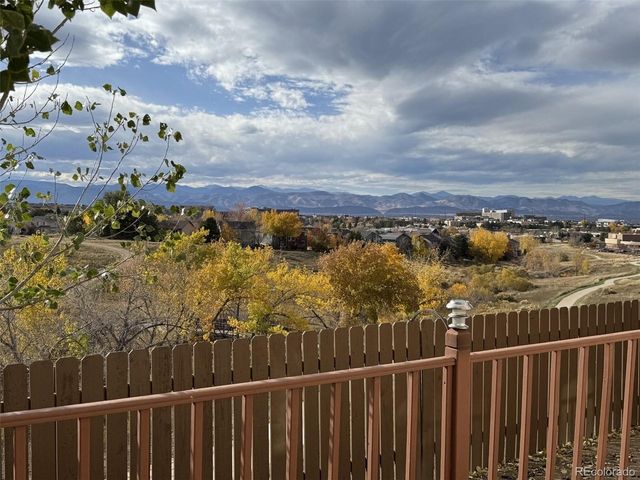 556 Longfellow Ln, Highlands Ranch, CO 80126